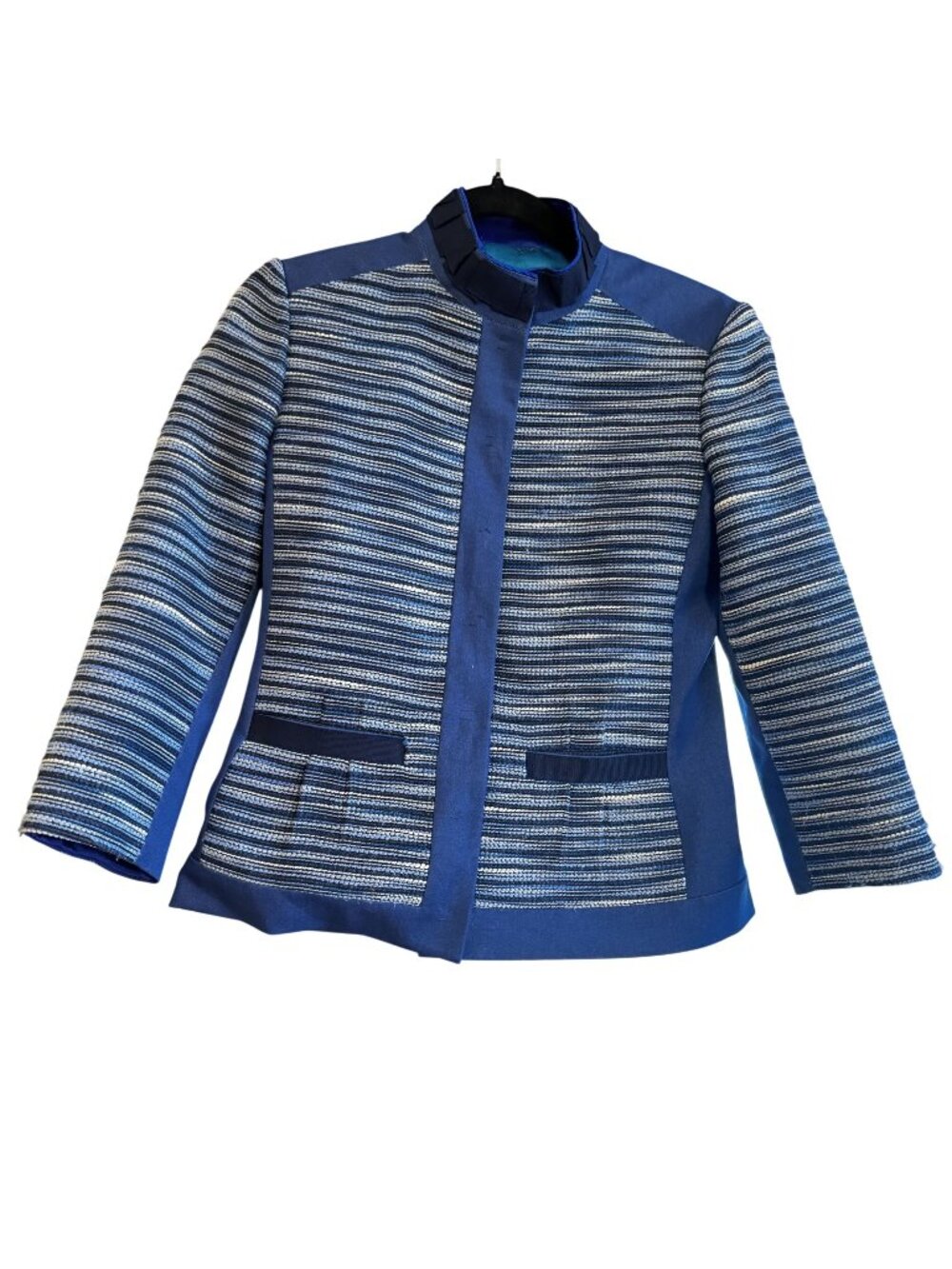 T Tahari Open Front Striped Blazer Jacket Blue Button Accents Modern Career Styl